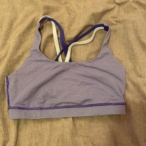 Lululemon energy bra size 8
